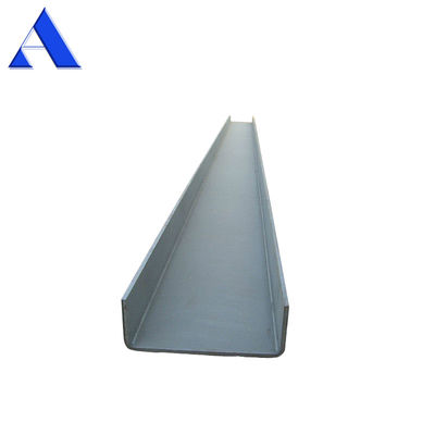 Ricambi per contenitori di spedizione Fonte di supporto inferiore Corten Acciaio 4,0 mm 4,5 mm Container Cross Member per parti di contenitori