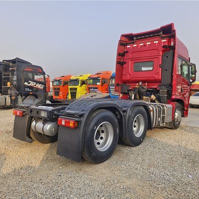 4x2 Tractor Head Truck Engine Emission Standard Diesel Fuel Tipo 6x4 Tractor Trailer per 10 pneumatici Vendita