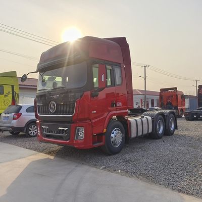 4x2 Tractor Head Truck Engine Emission Standard Diesel Fuel Tipo 6x4 Tractor Trailer per 10 pneumatici Vendita