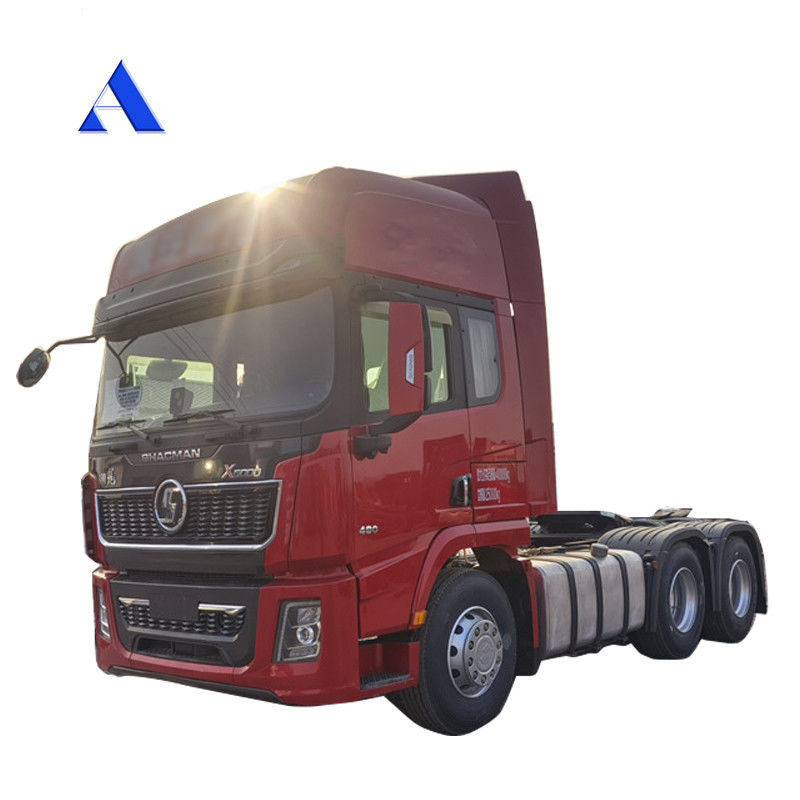 4x2 Tractor Head Truck Engine Emission Standard Diesel Fuel Tipo 6x4 Tractor Trailer per 10 pneumatici Vendita